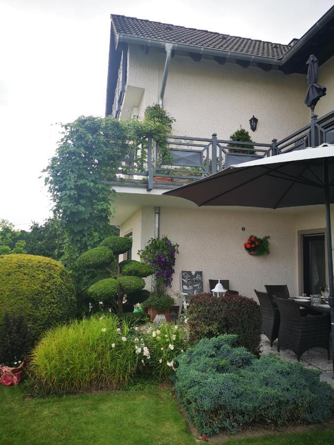 Haus Diana Bed & Breakfast Dottingen  Eksteriør bilde