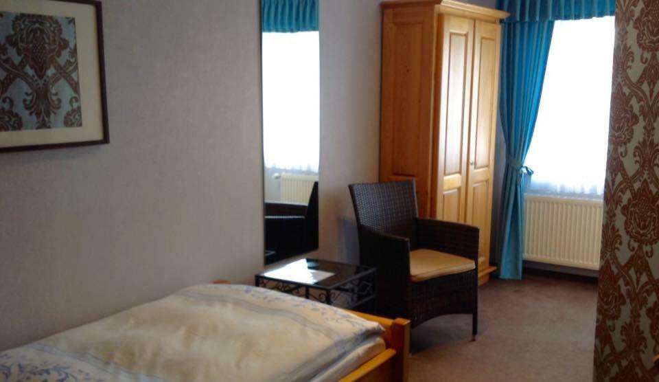 Haus Diana Bed & Breakfast Dottingen  Eksteriør bilde