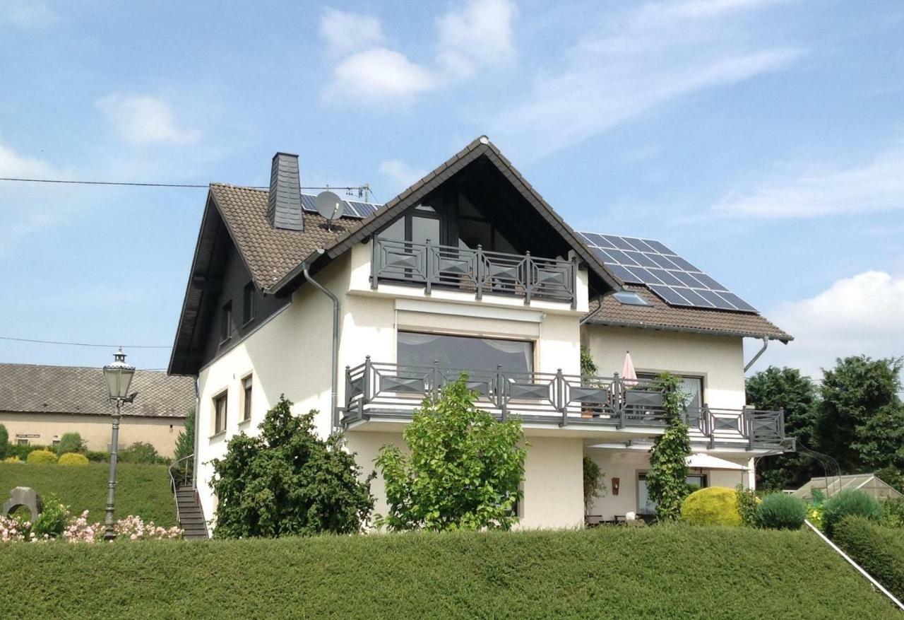 Haus Diana Bed & Breakfast Dottingen  Eksteriør bilde