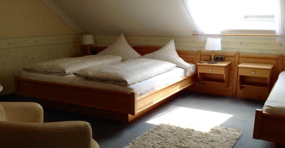 Haus Diana Bed & Breakfast Dottingen  Eksteriør bilde